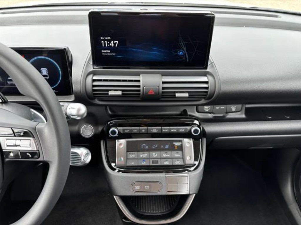 Hyundai INSTER