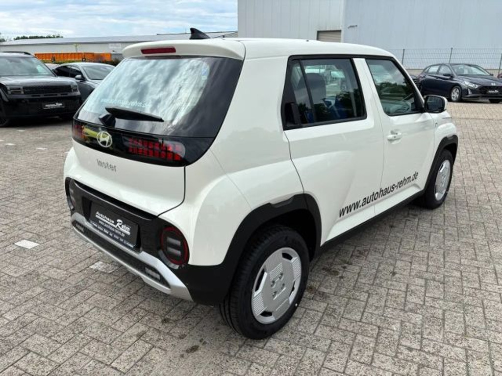 Hyundai INSTER