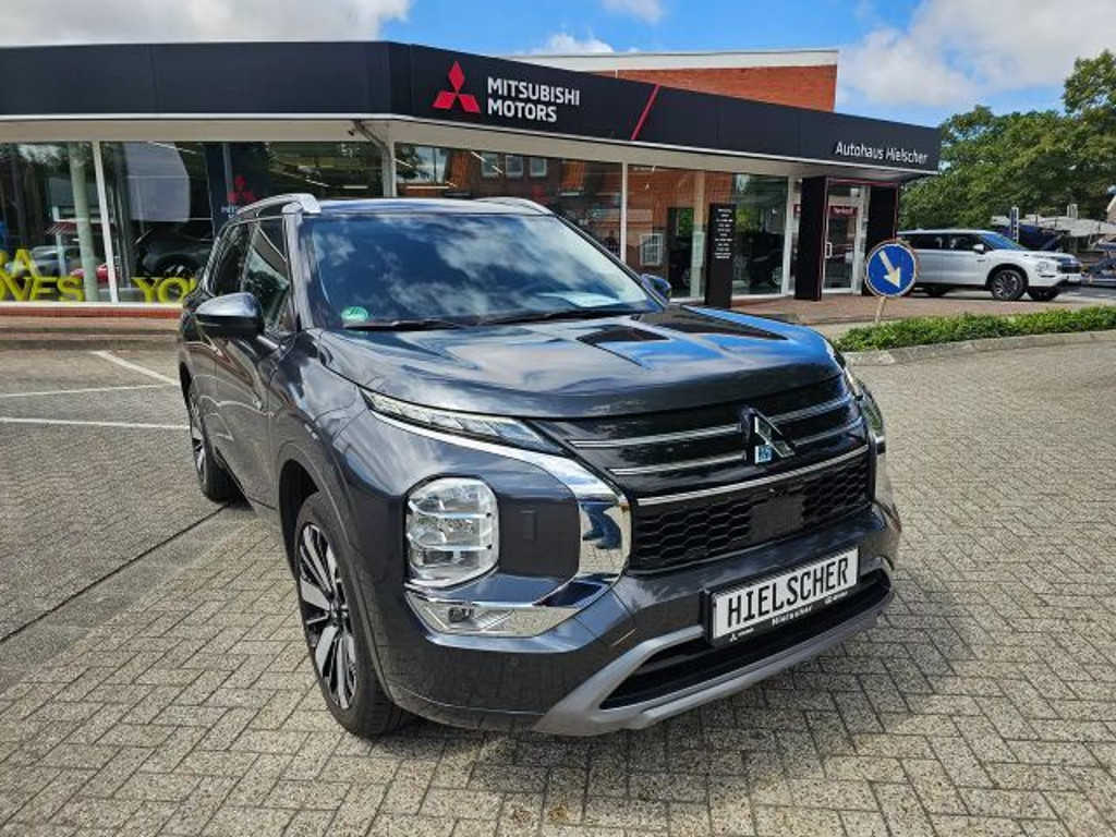 Mitsubishi Outlander PHEV 4WD