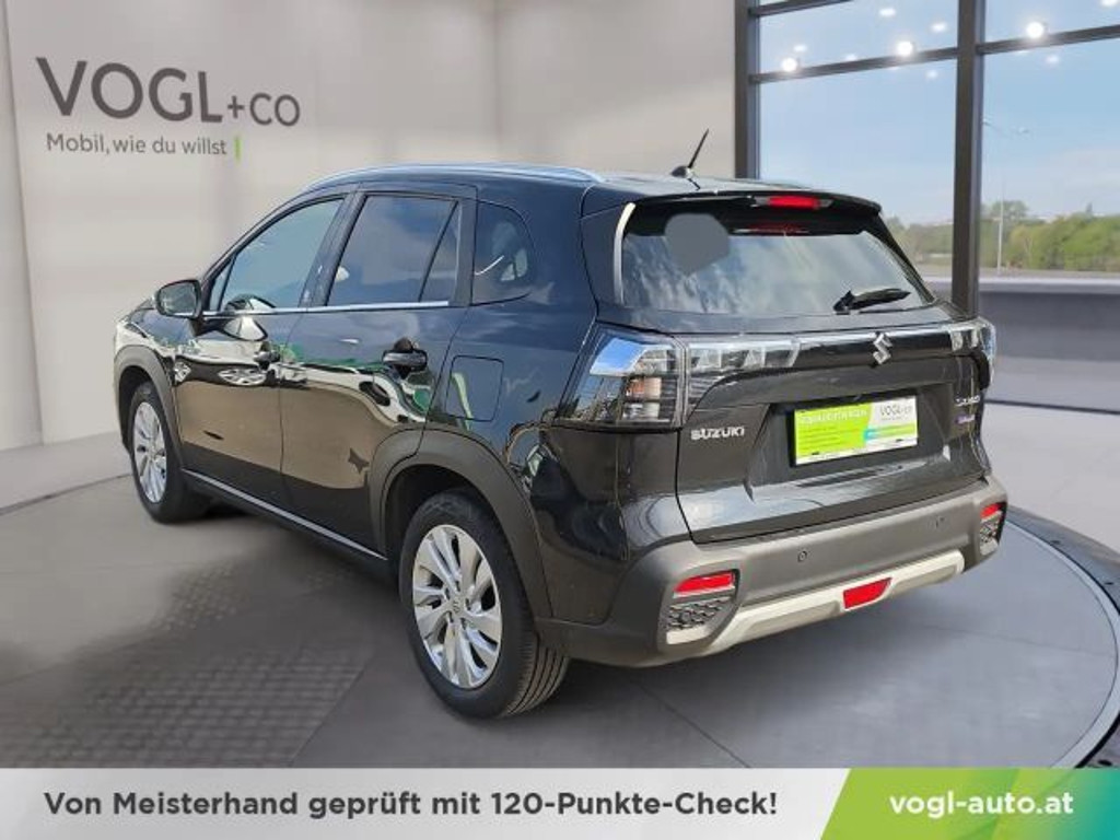 Suzuki S-Cross