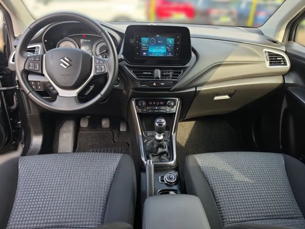 Suzuki S-Cross