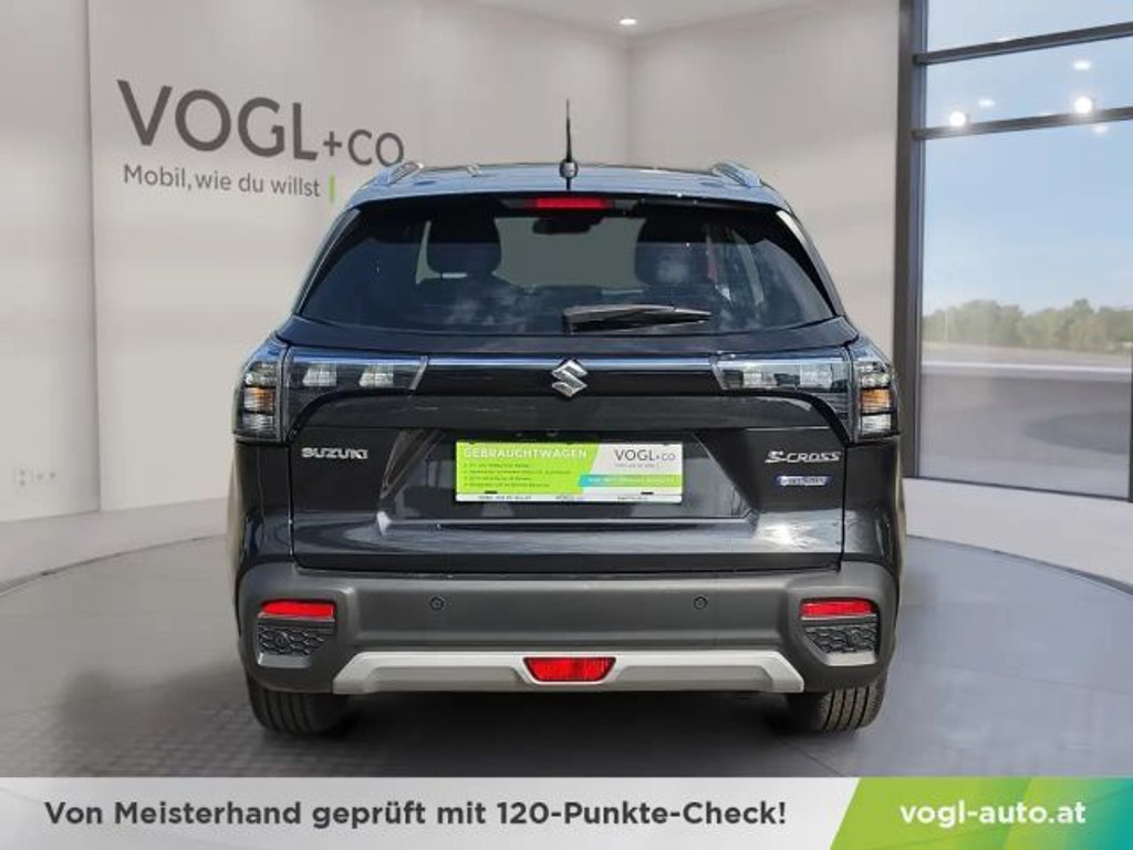 Suzuki S-Cross