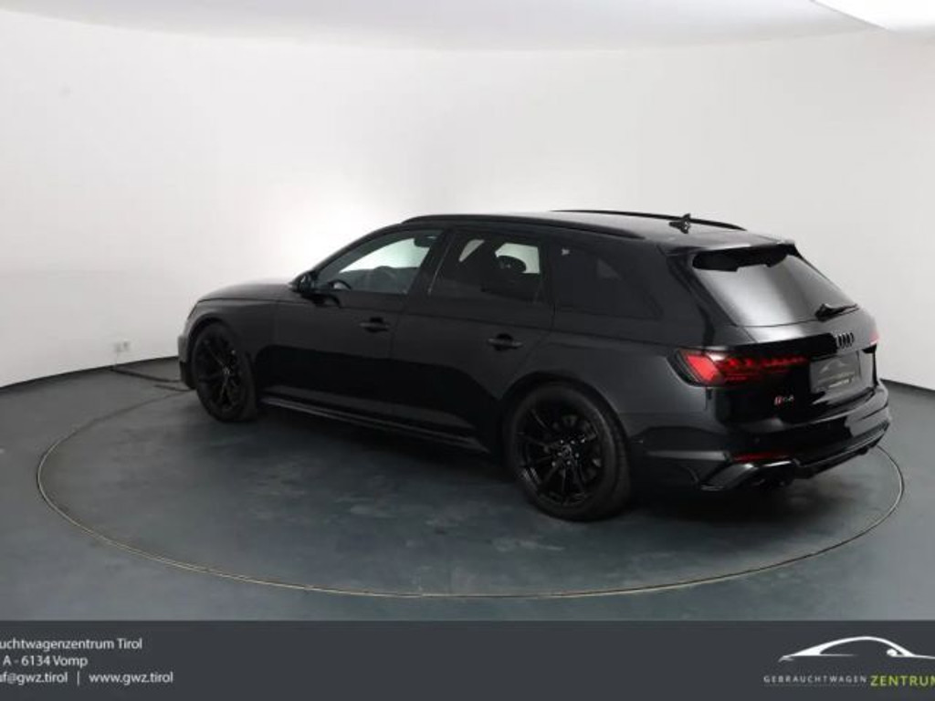 Audi RS4