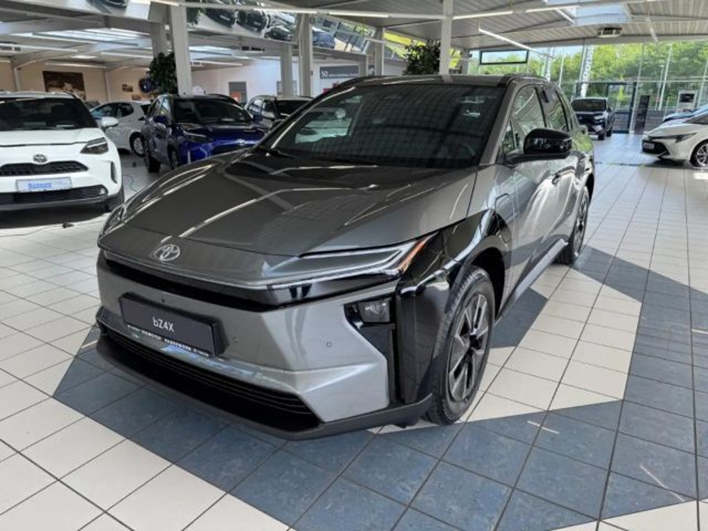 Toyota bZ4X Teamplayer 360°Kamera Toter Winkel Warner