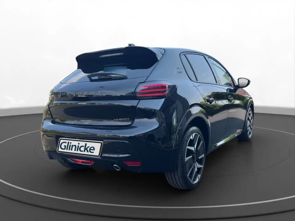 Peugeot e-208