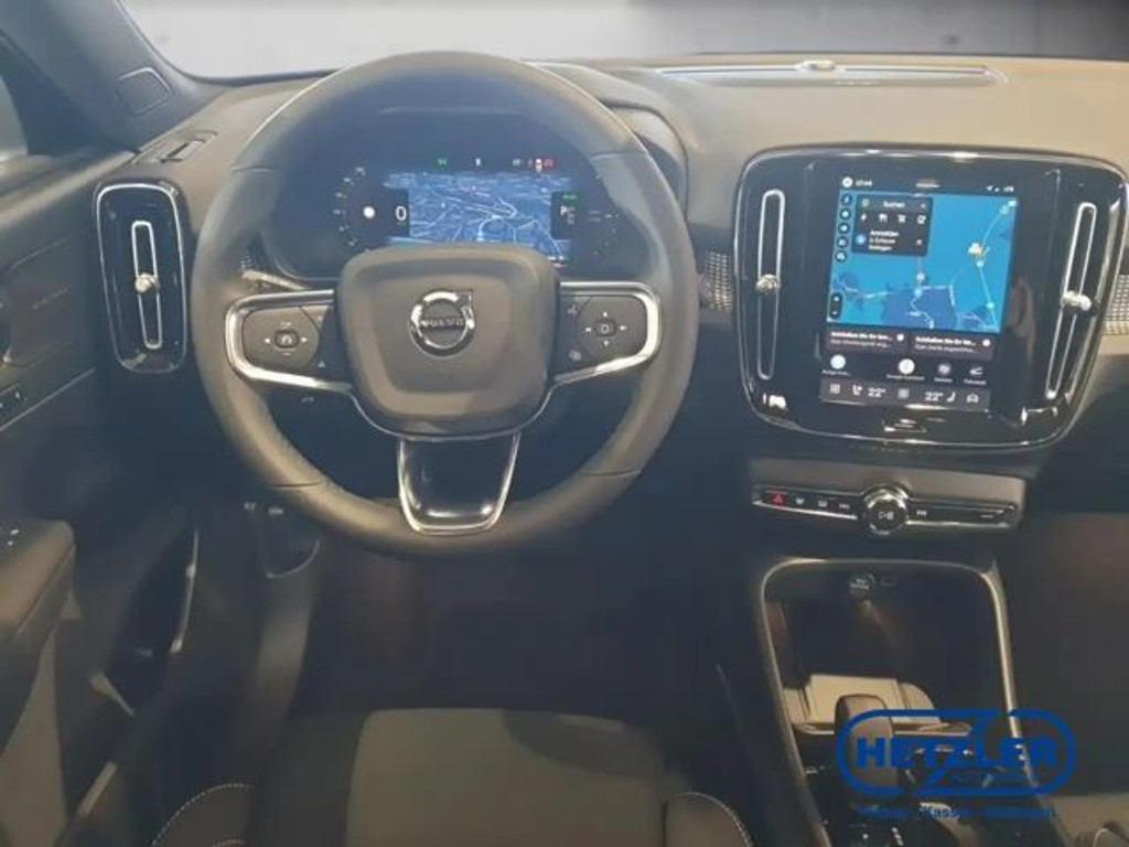 Volvo EX40