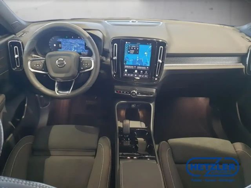 Volvo EX40