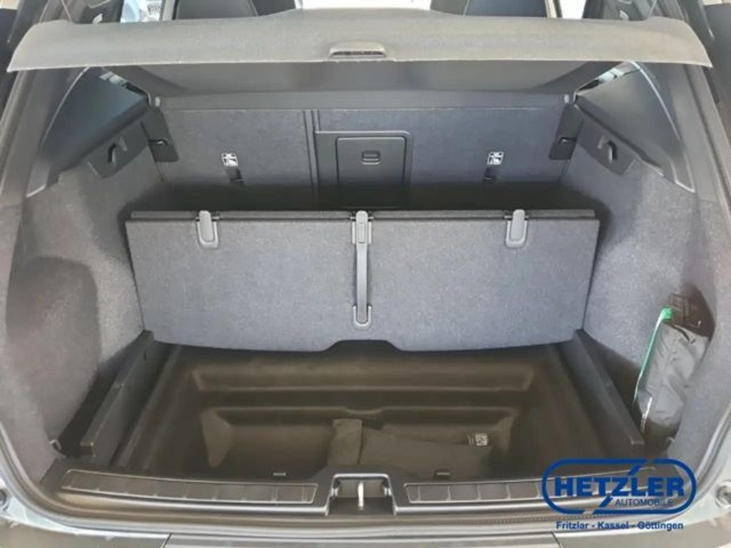 Volvo EX40