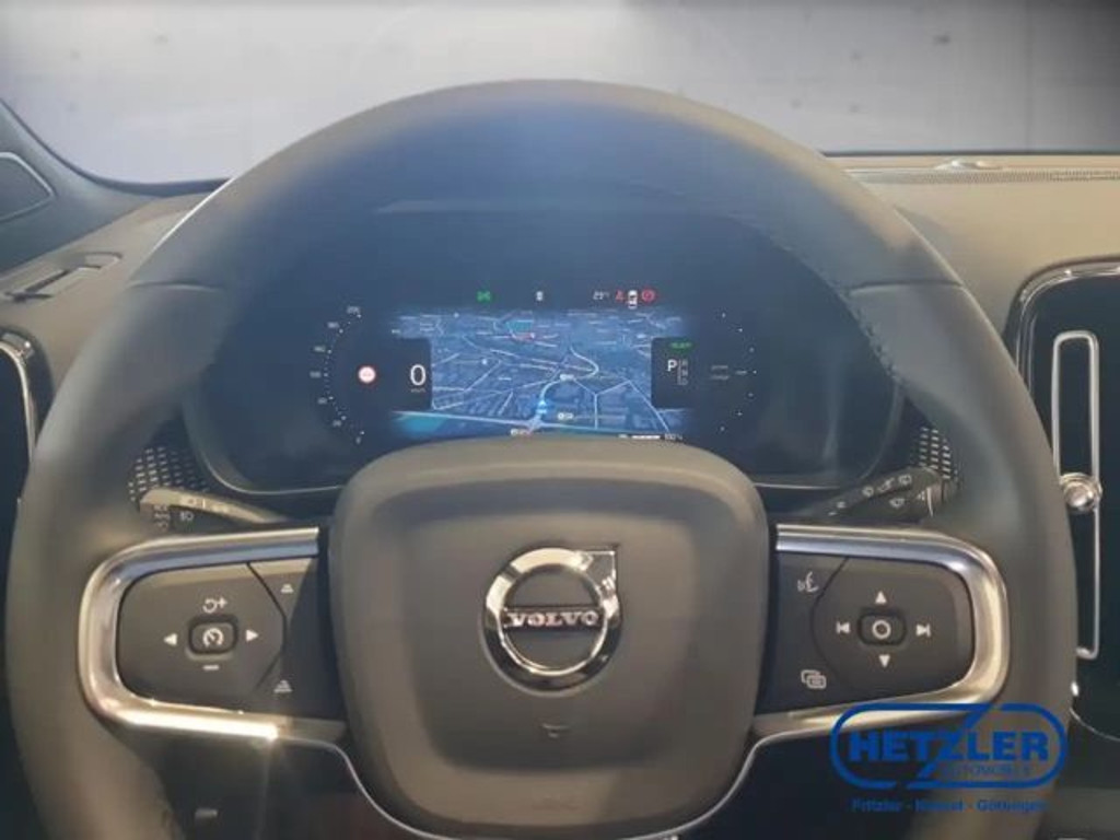 Volvo EX40