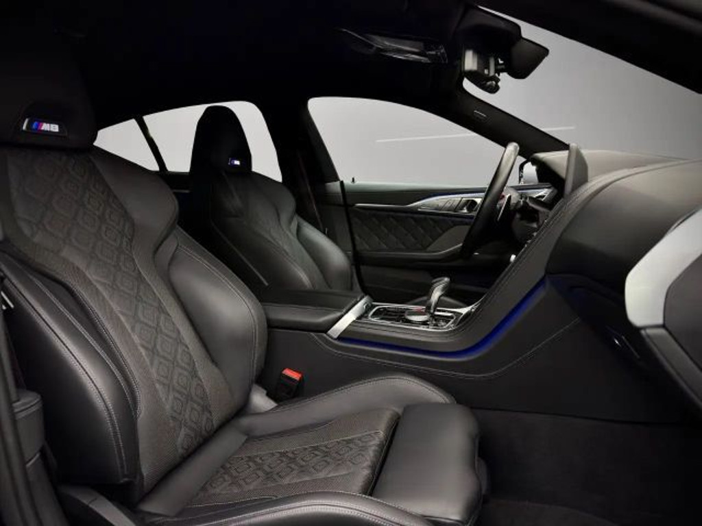 BMW M8