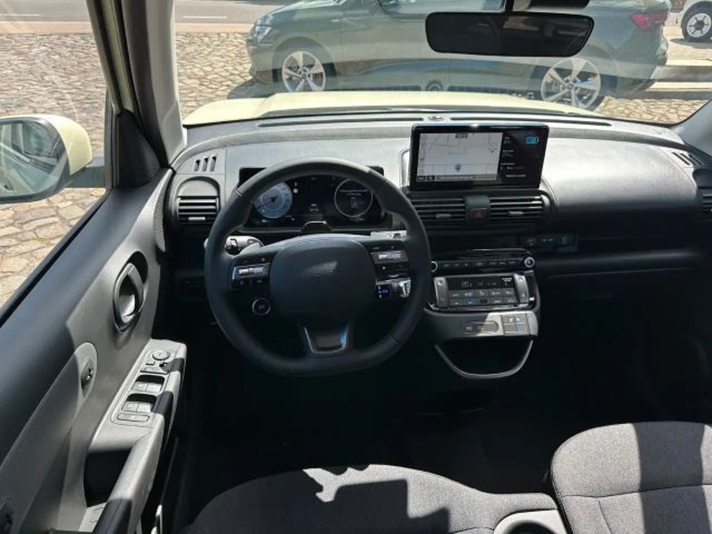 Hyundai INSTER