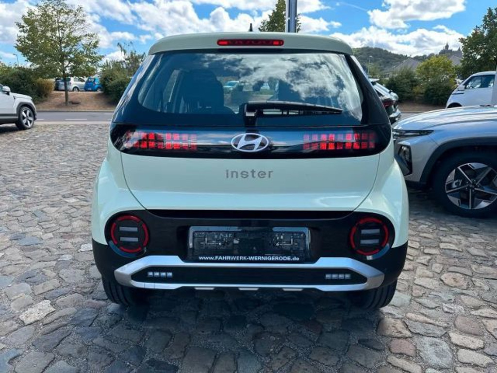 Hyundai INSTER