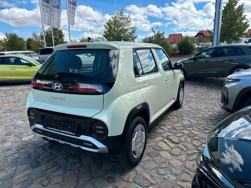 Hyundai INSTER
