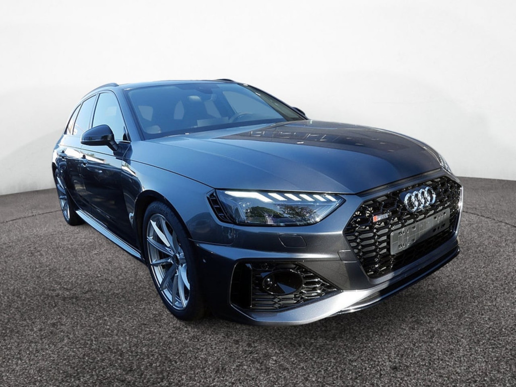 Audi RS4