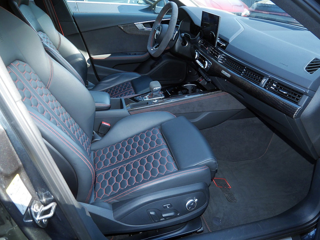 Audi RS4