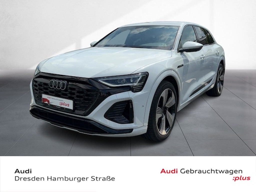 Audi Q8 e-tron Quattro S-Line 50