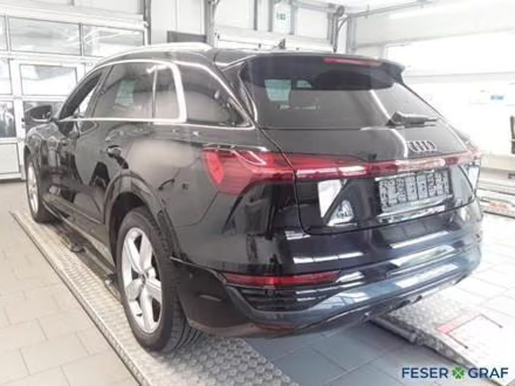 Audi Q8 e-tron