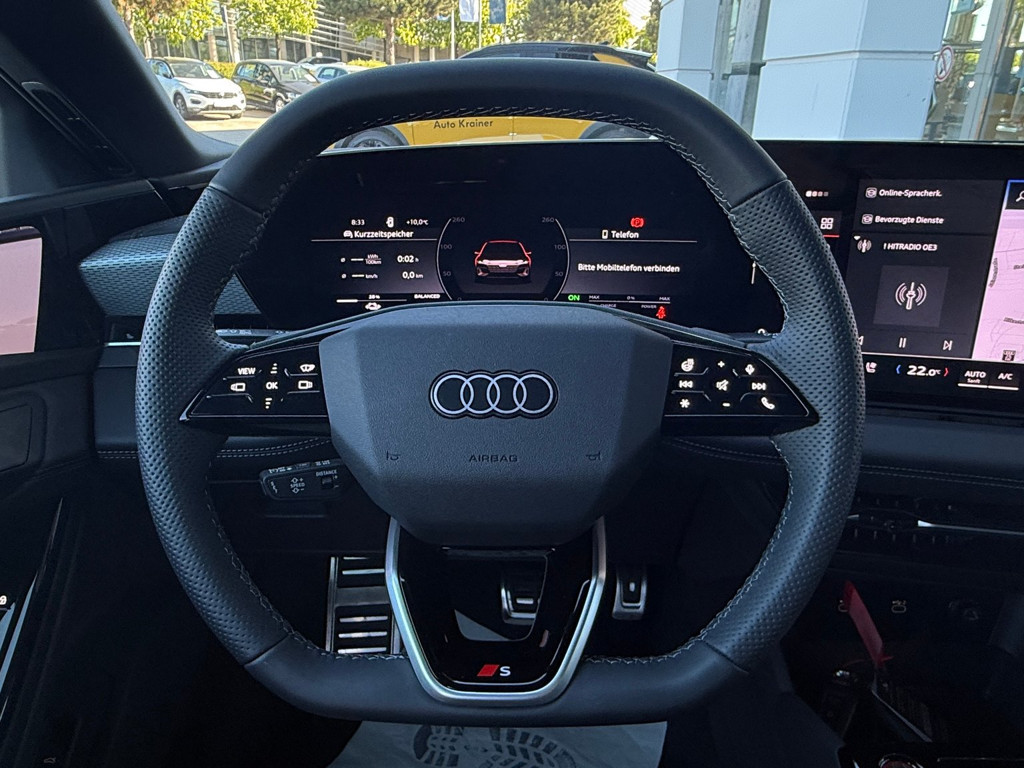 Audi S6 e-tron