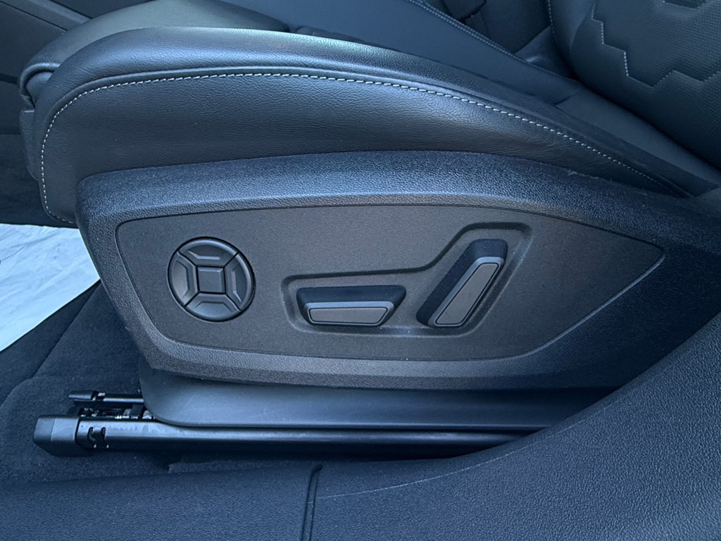 Audi S6 e-tron