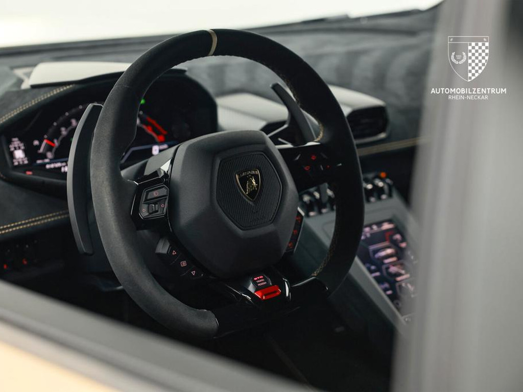 Lamborghini Huracan