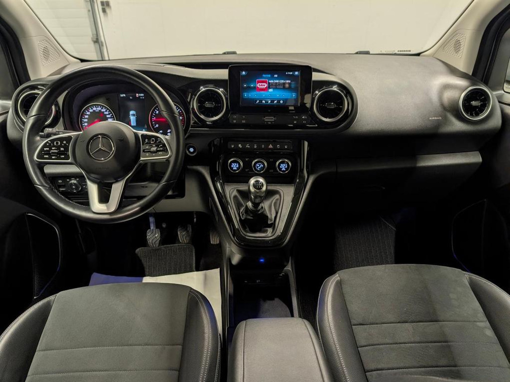 Mercedes-Benz T 180