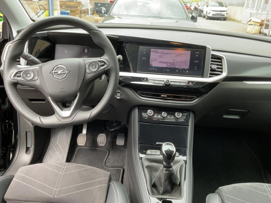 Opel Grandland