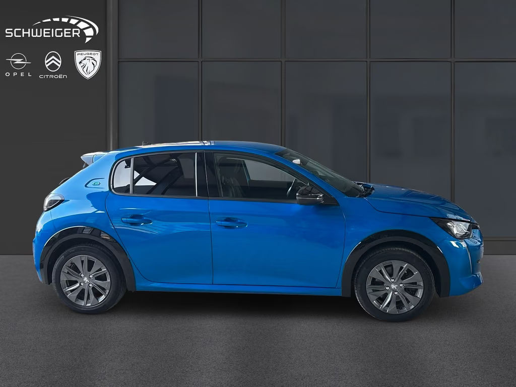 Peugeot e-208