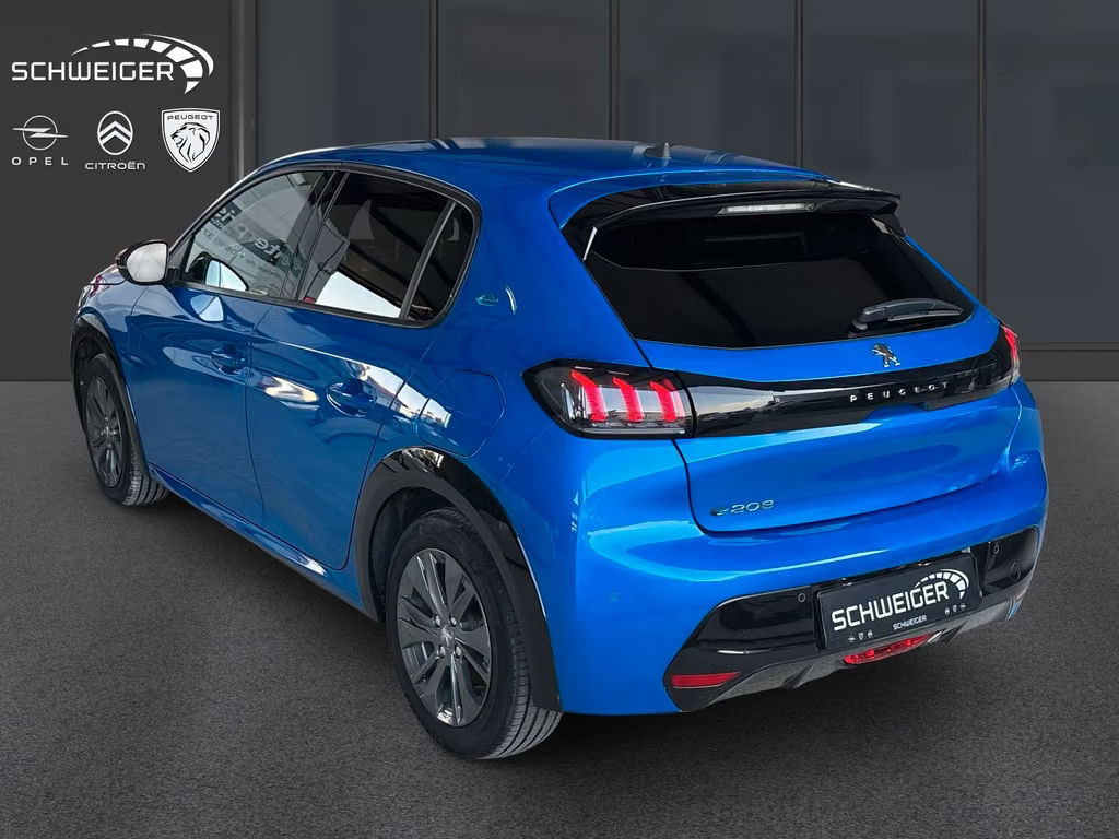 Peugeot e-208