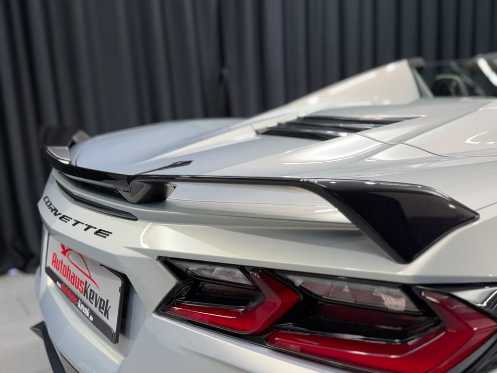 Corvette C8