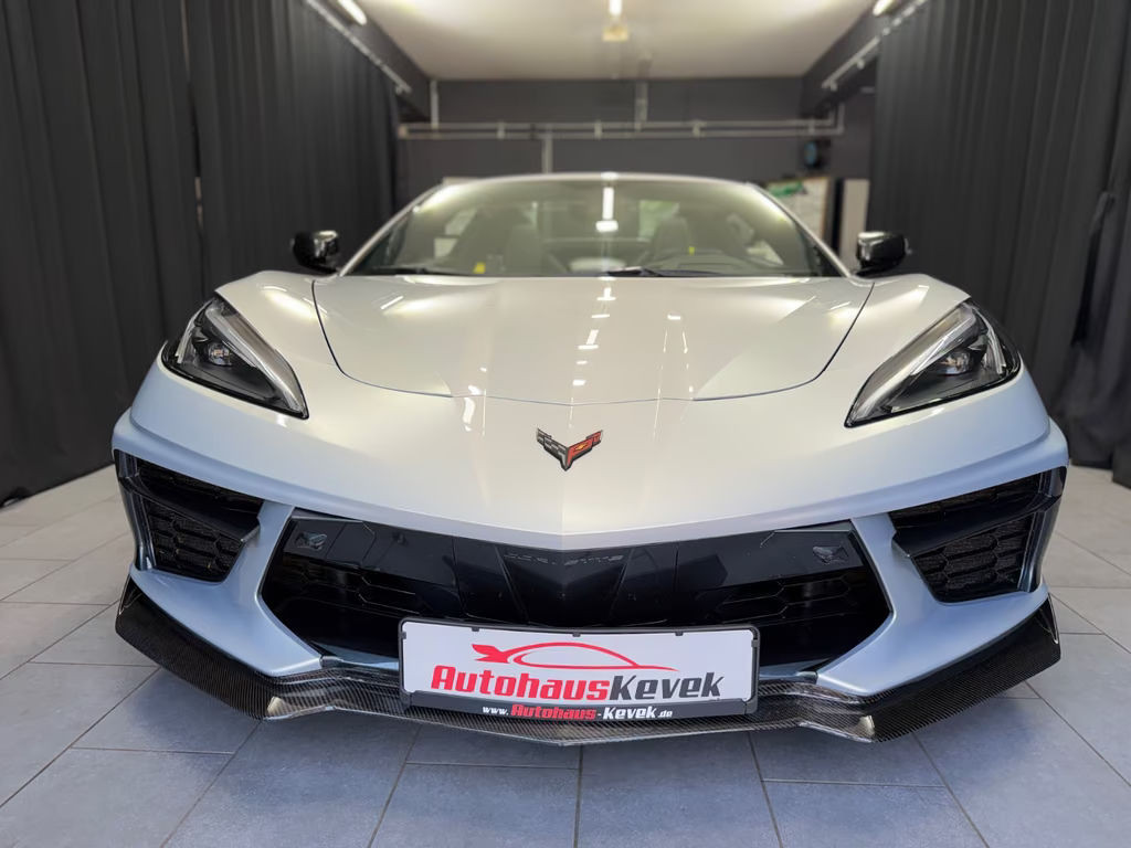 Corvette C8