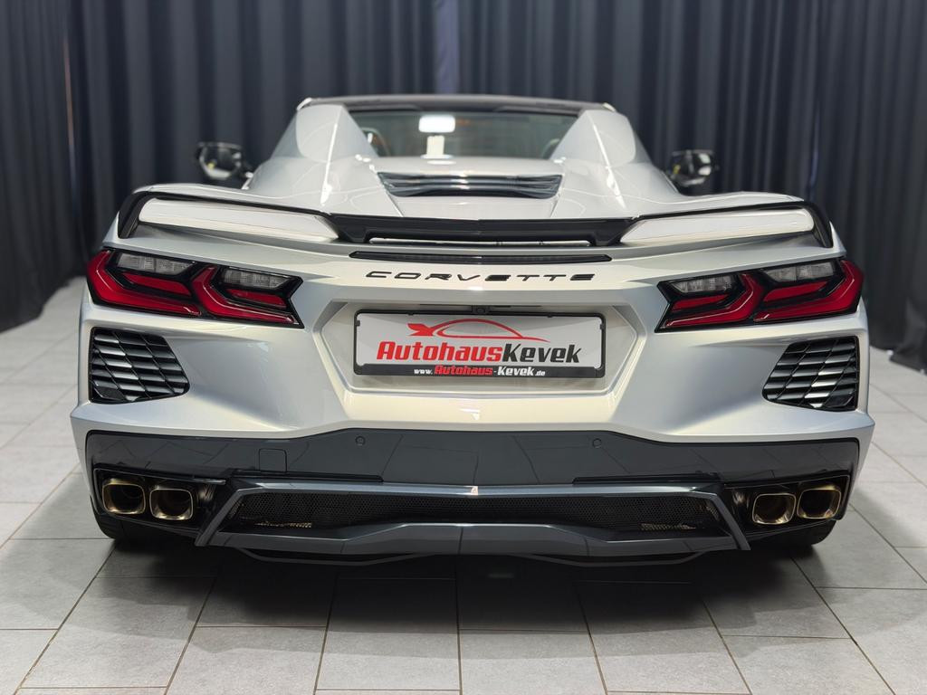 Corvette C8