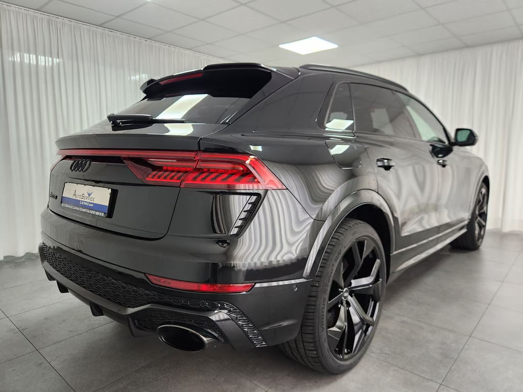 Audi RS Q8