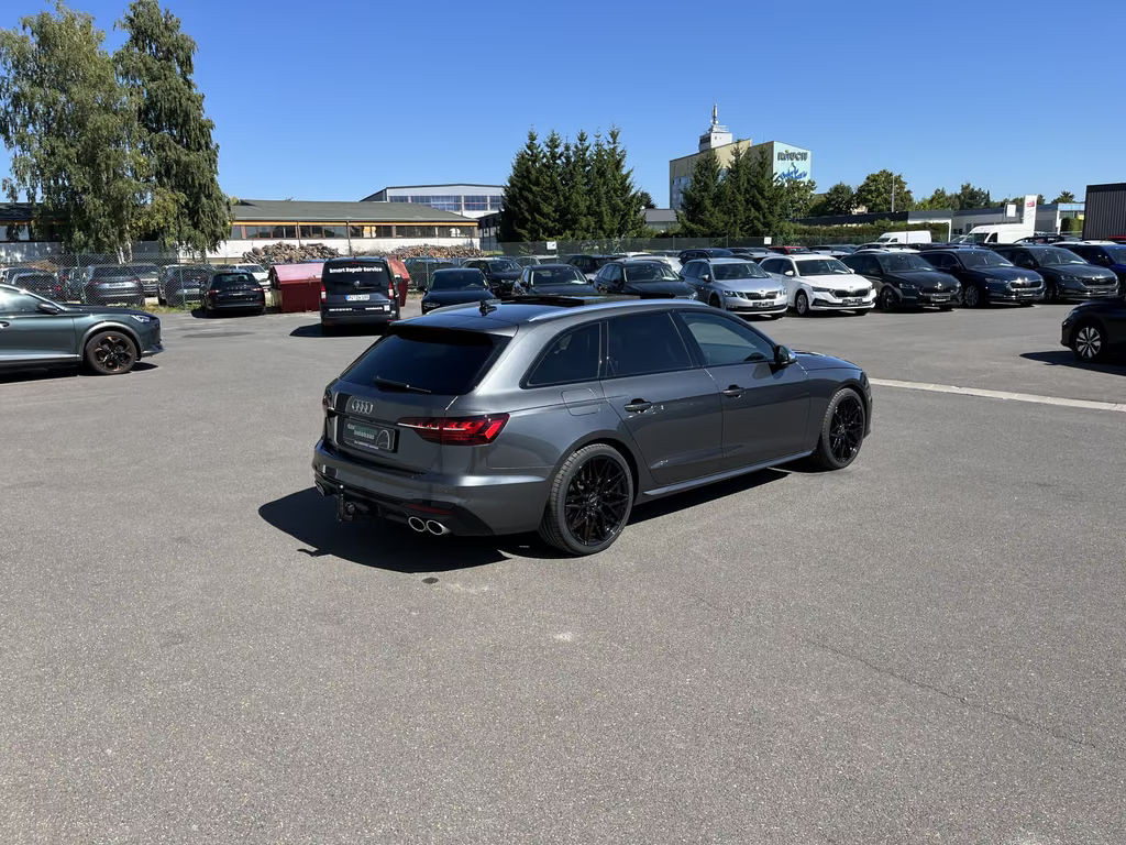 Audi S4