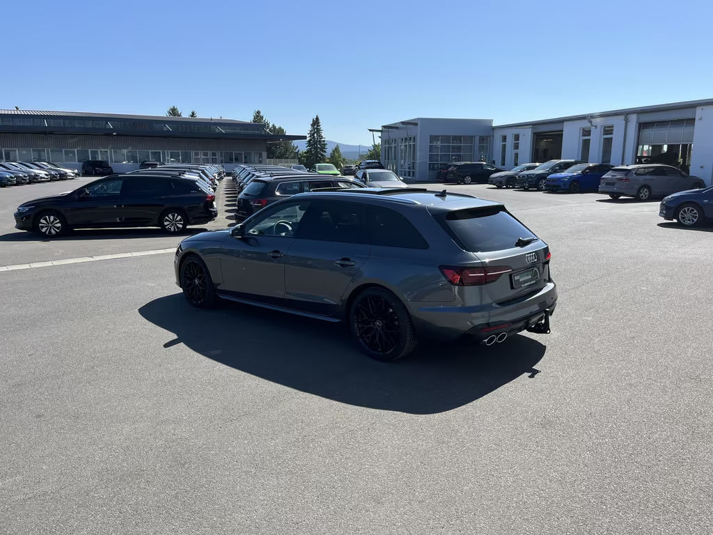 Audi S4