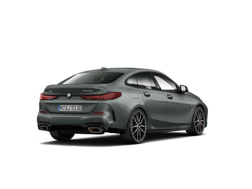 BMW M235