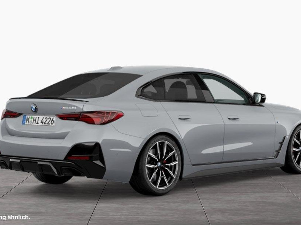 BMW M440