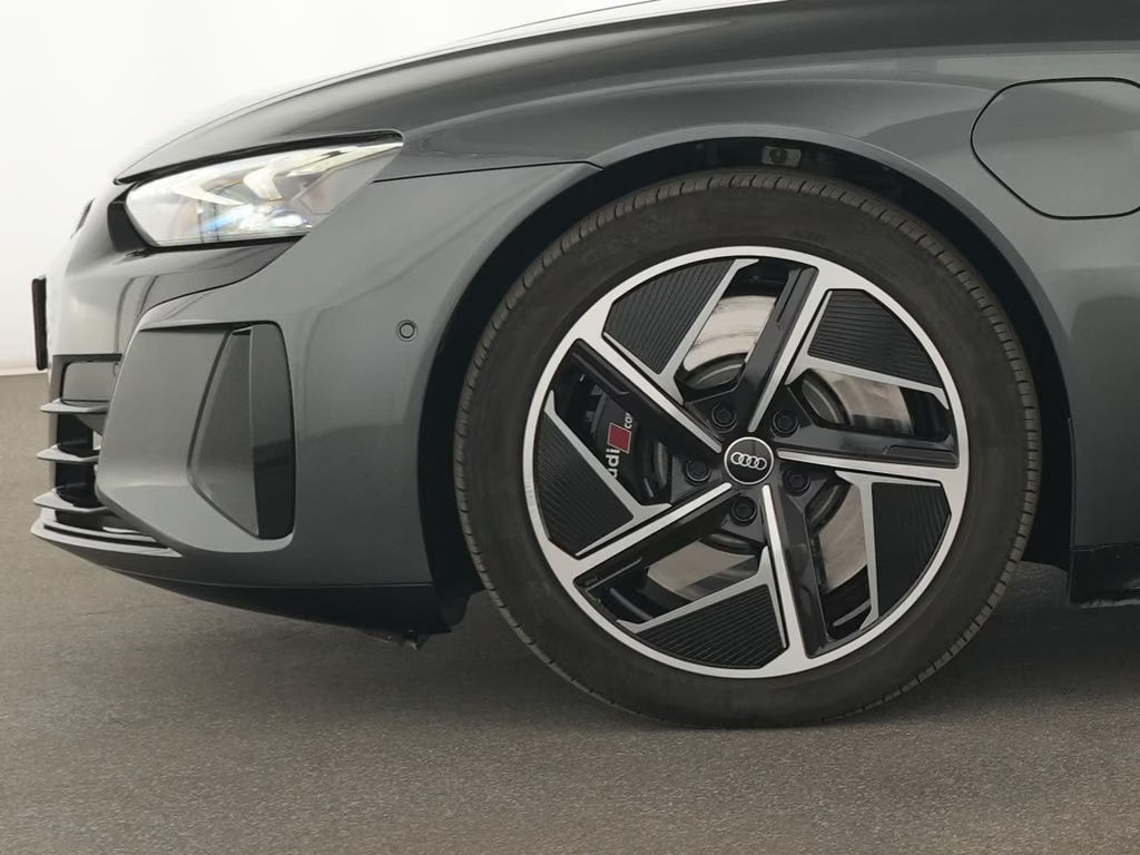 Audi RS e-tron GT