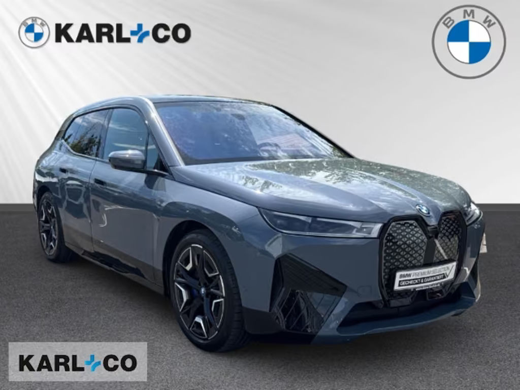 BMW iX