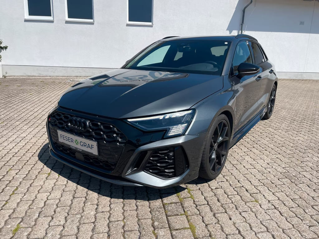 Audi RS3