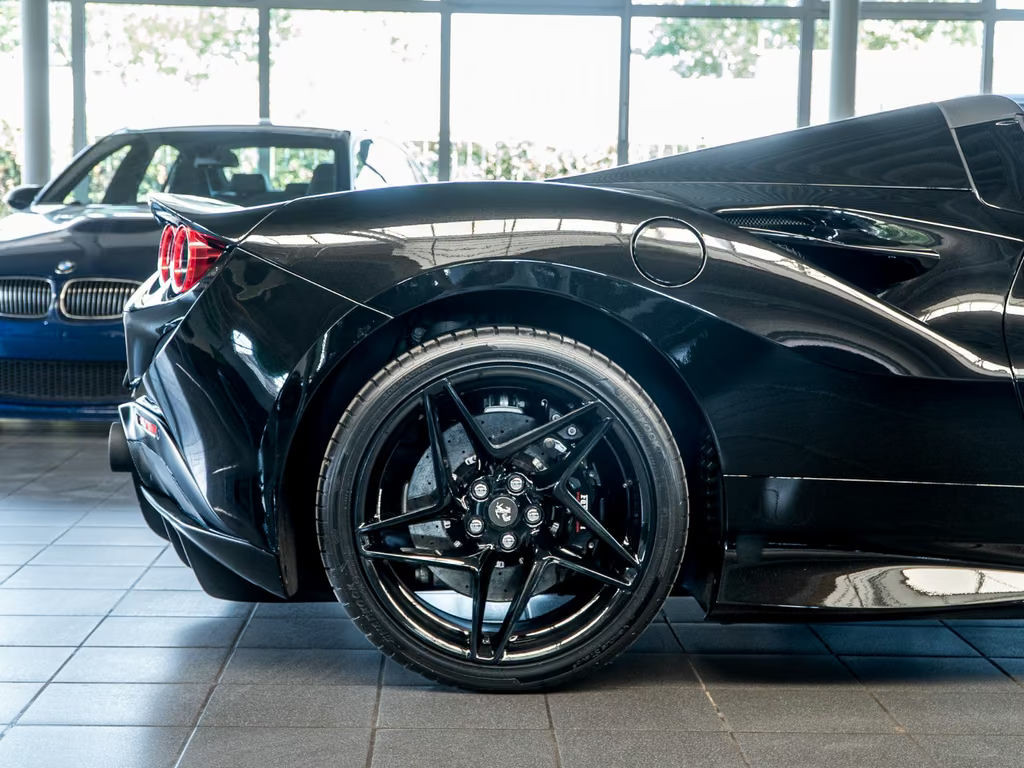 Ferrari F8
