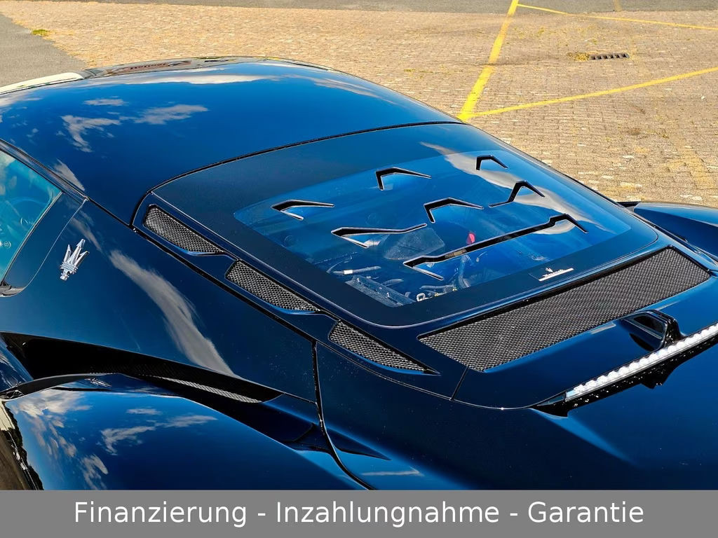 Maserati MC20