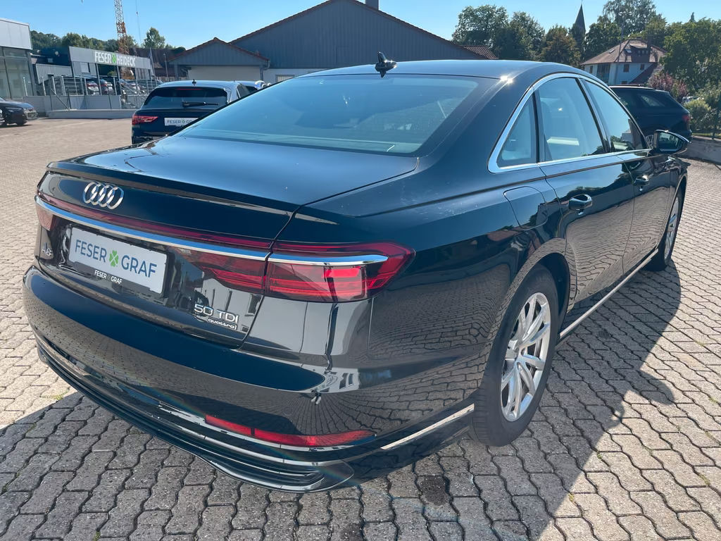 Audi A8