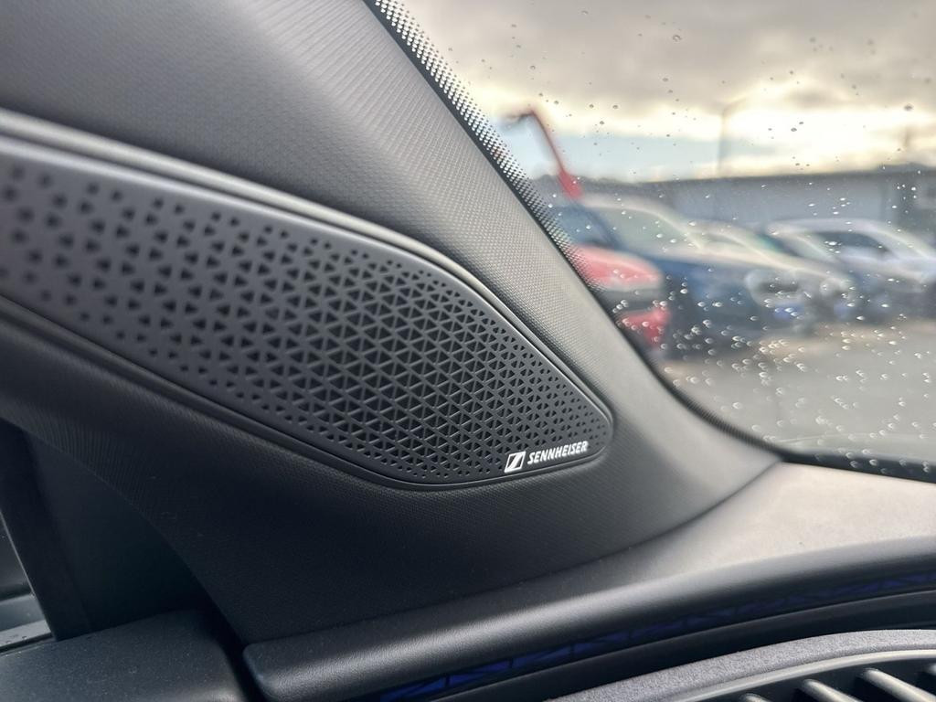 Cupra Raval