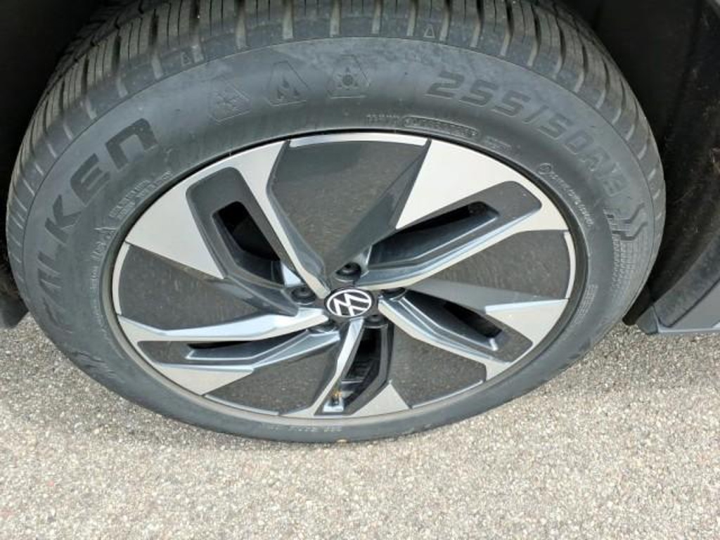 Volkswagen ID.5