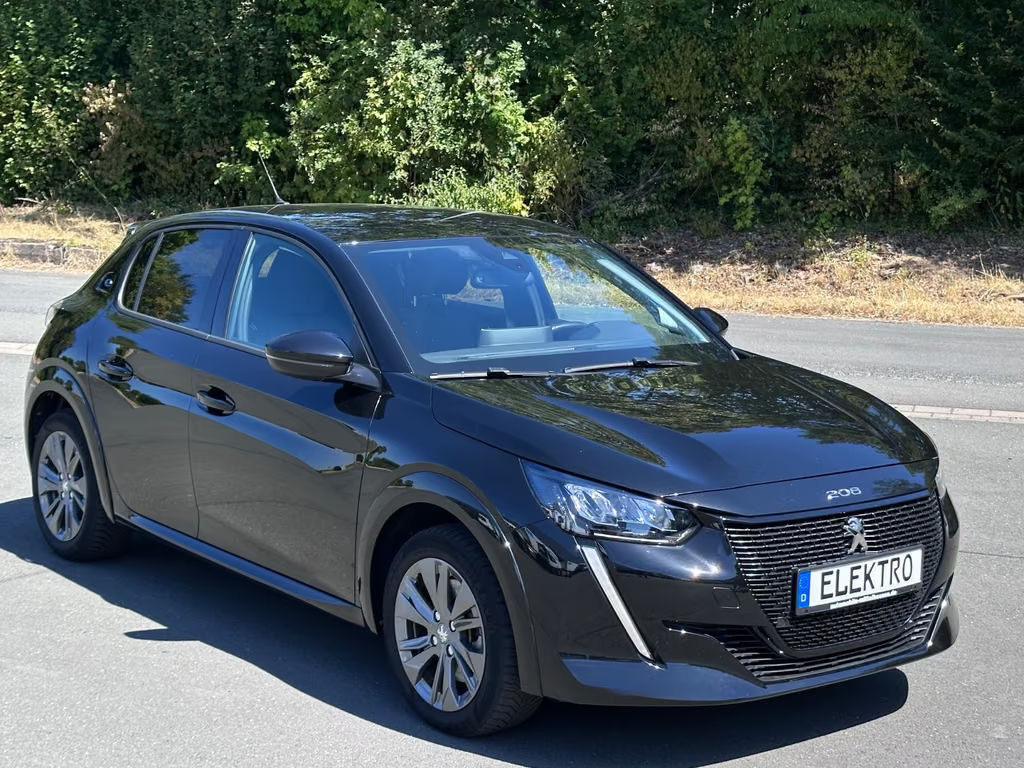 Peugeot e-208 Allure Pack