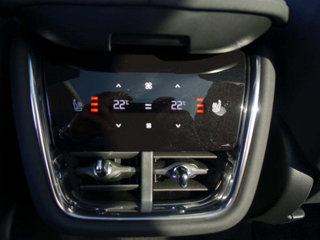 Volvo EX90