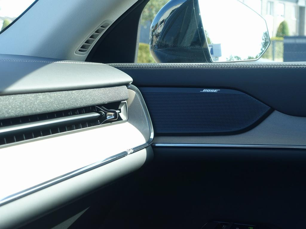 Volvo EX90