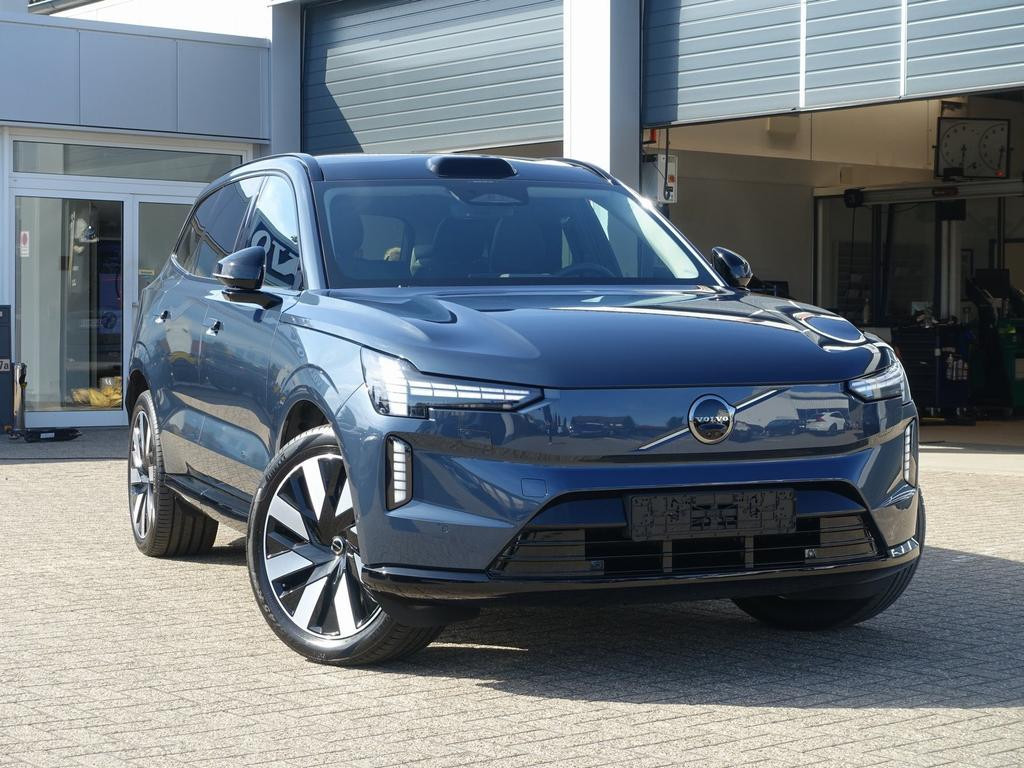 Volvo EX90