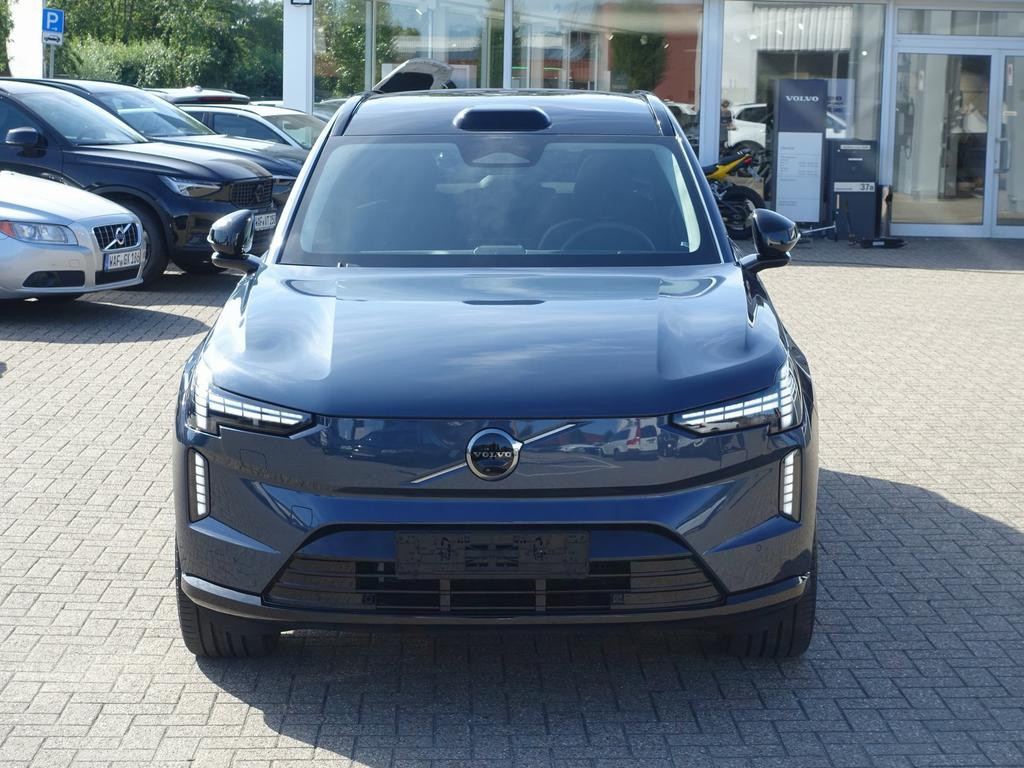 Volvo EX90