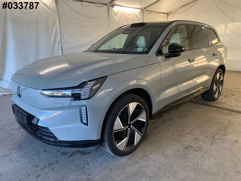 Volvo EX90